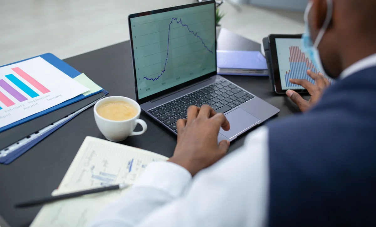 O segredo para converter mais leads em clientes pagantes com menos esforço